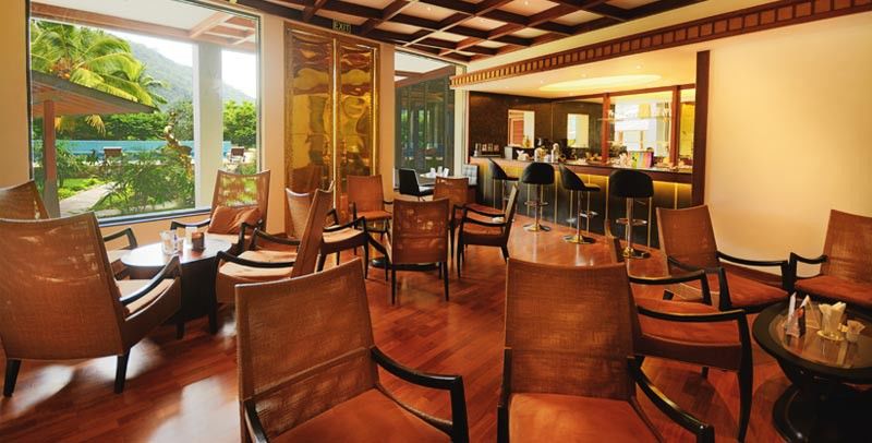 Earl'S Regent Hotel Kandy Exterior photo
