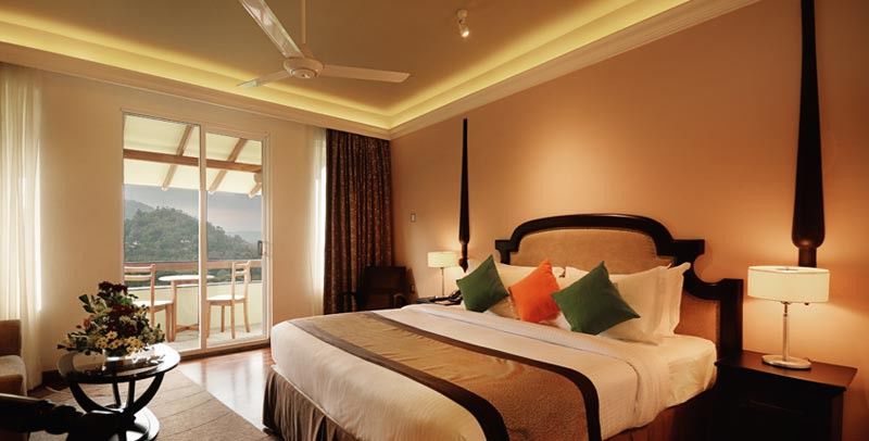 Earl'S Regent Hotel Kandy Exterior photo